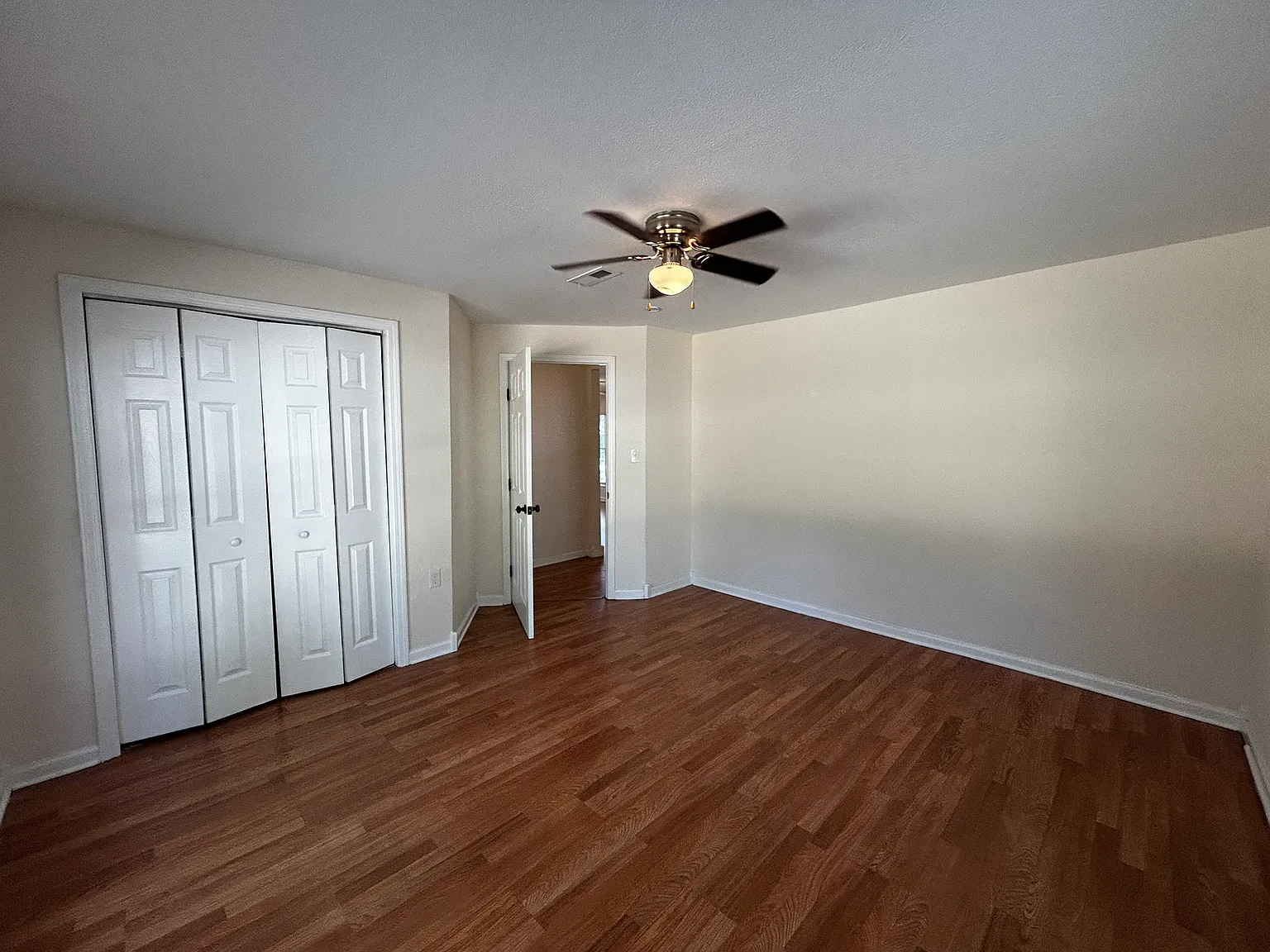 2 bed, 845 sqft, $1,250 — Photo 2