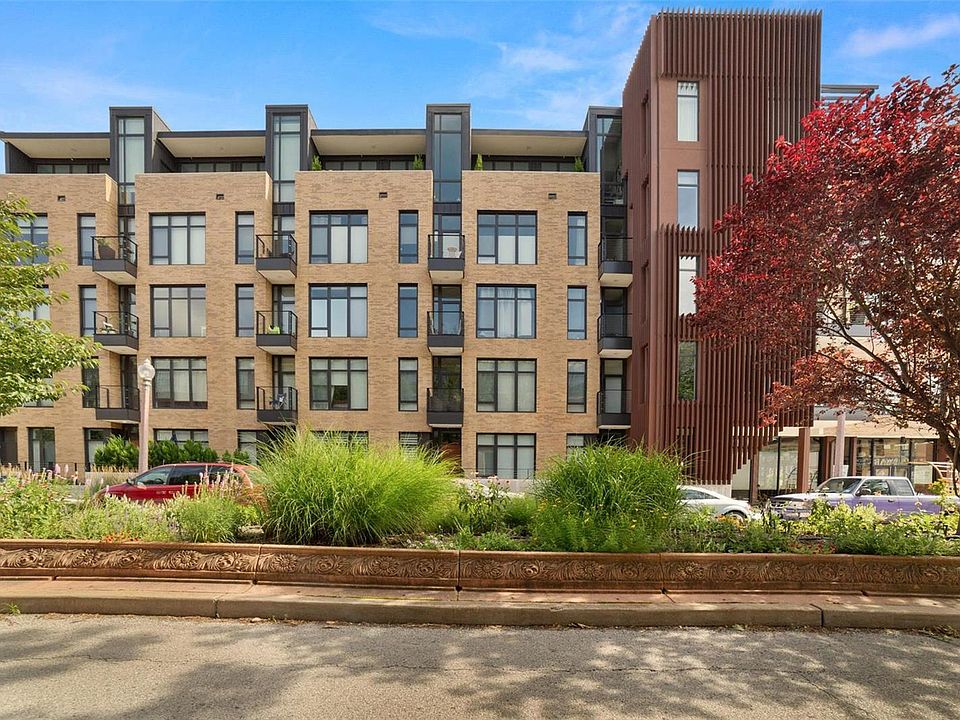 1st image of 4101 Laclede Ave Unit 304