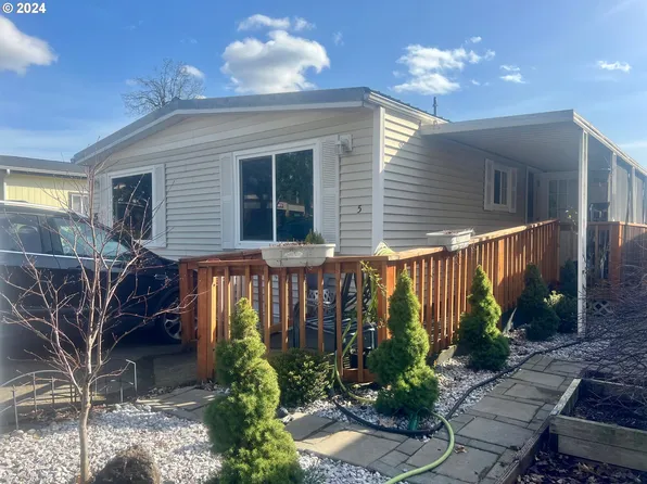 3200 SE Silver Leaf Ln Unit 5, Portland, OR 97267