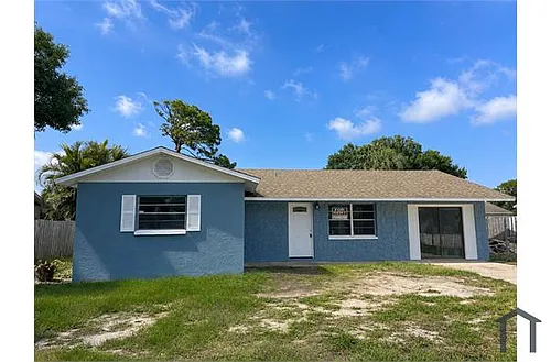 511 65th Avenue Dr W Photo 1