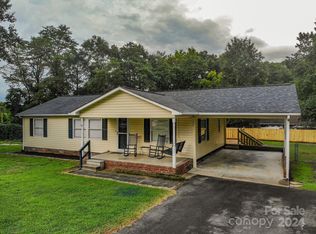 1055 S Grove Street Ext, Lincolnton, NC 28092