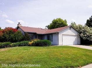 604 Alamine Dr, Redding, CA 96003