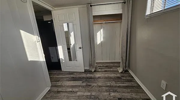 4857 Lewis Ave #5 — Photo 6