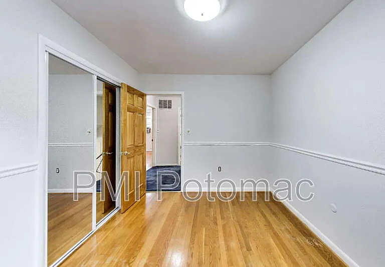 3510 Marlbrough Way — Photo 24