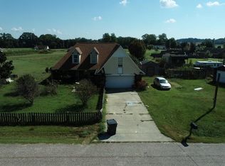 86 Crad Baskin Dr, Burlison, TN 38015