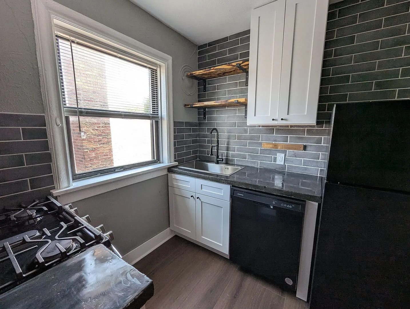 5301-5303 Pernod Ave #5301A photo 1