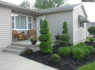 705 Penhale Ave, Campbell, OH