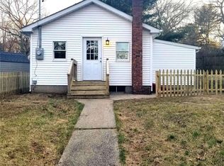 18 Garden Rd, Sound Beach, NY 11789