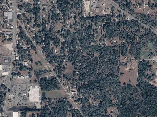 1409 Quail St E, Perry, FL 32348
