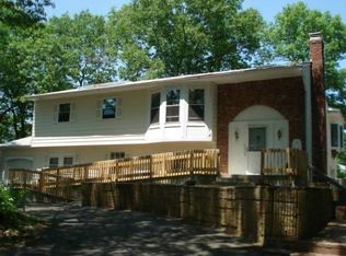 5 Lincoln Pl, Port Jeff Sta, NY 11776