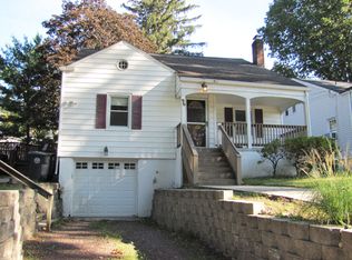 96 Mill Rd, Morris Plains, NJ 07950