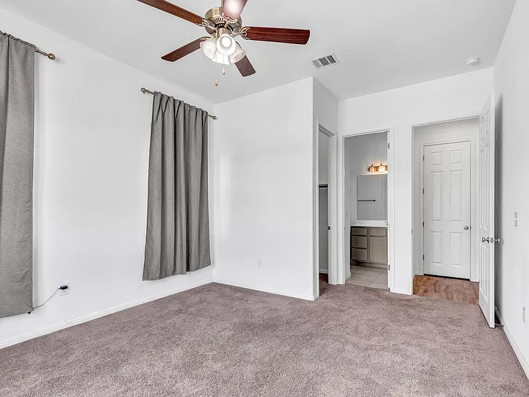 2907 Zelma Dr — Photo 20