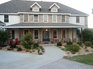 1428 Gobblers Mountain Rd, Branson West, MO 65737