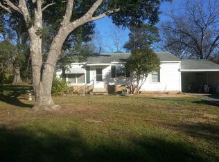 403 Lakeview Dr, Mooringsport, LA 71060