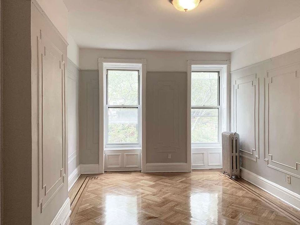 1st image of 186 Vernon Ave APT 3