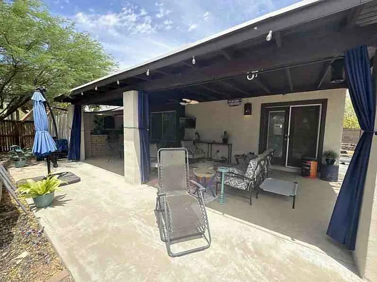 810 E Friess Dr — Photo 19