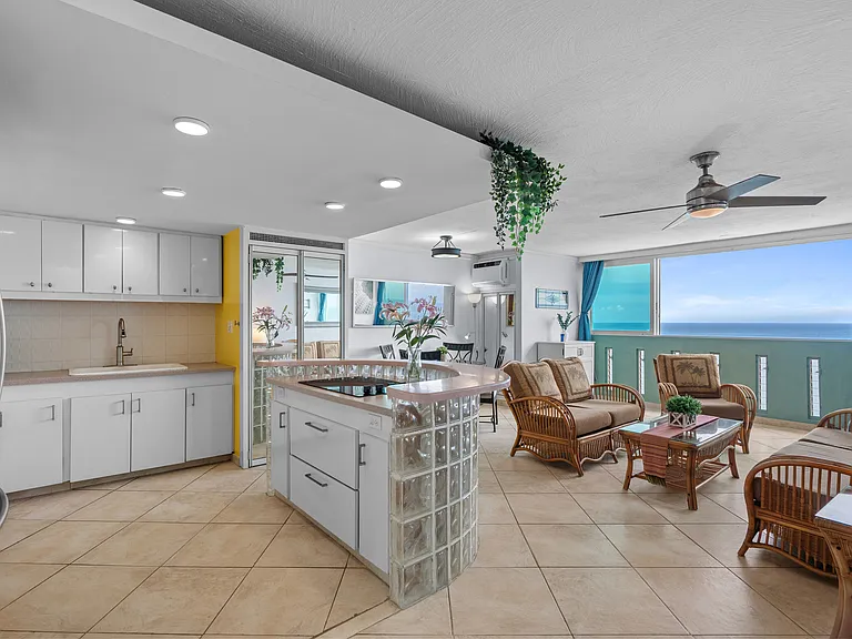 1479 Ashford Avenue Condado Del Mar #2001 — Photo 2