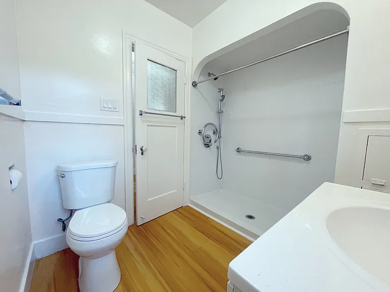 2351 Ramona St — Photo 16