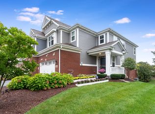 3S584 Breme Dr W, Warrenville, IL 60555