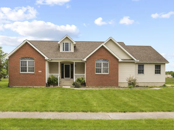 101 Sunrise Dr, Waynesfield, OH 45896