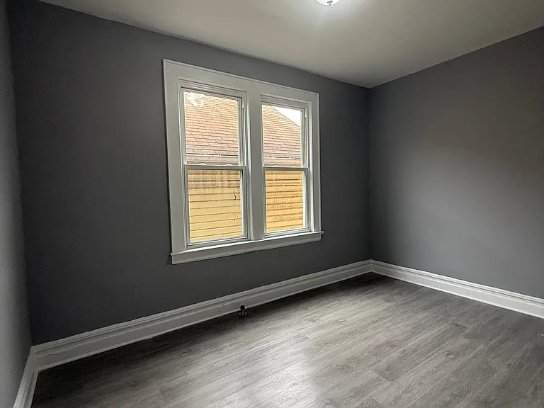 903 Hunterdon St #2R — Photo 7