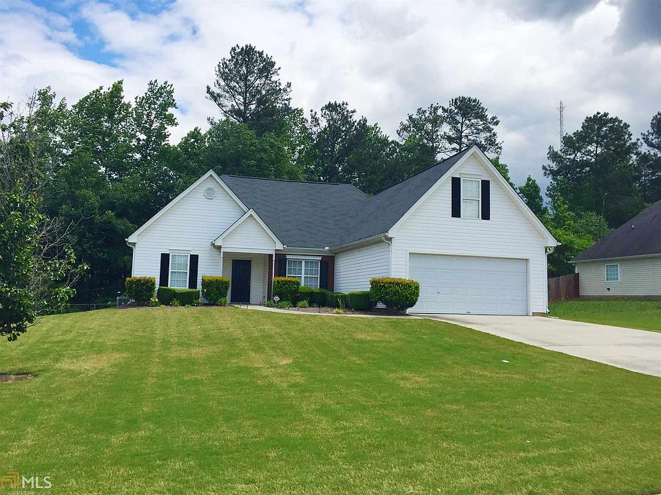 1st image of 2450 Huntington Dr