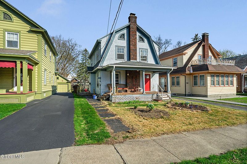 2nd image of 814 Rankin Avenue