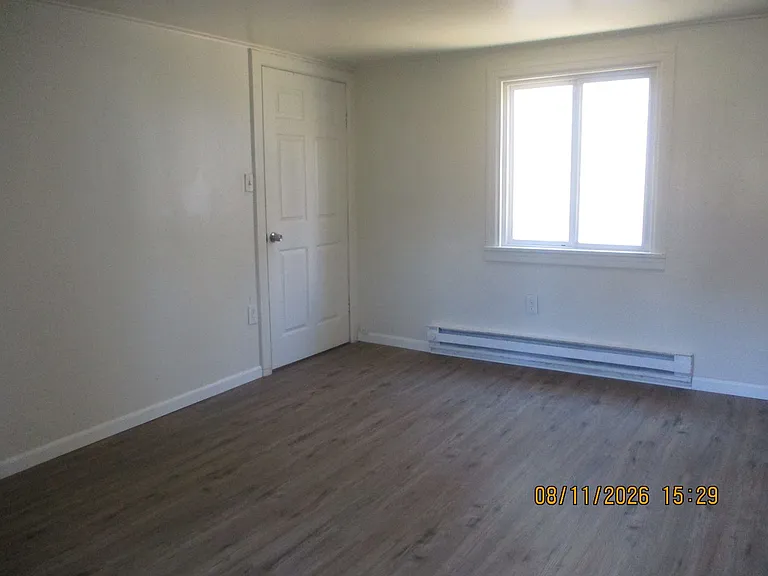 212 N C St — Photo 2