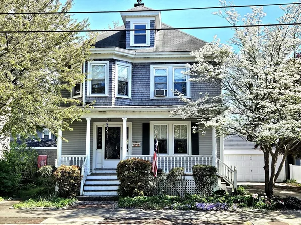 308 Hawthorn St, New Bedford, MA 02740