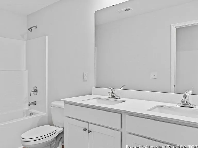 815 Old Angus Ln — Photo 2