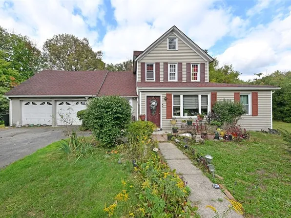 78 Scotland Road, Chestnut Ridge, NY 10977