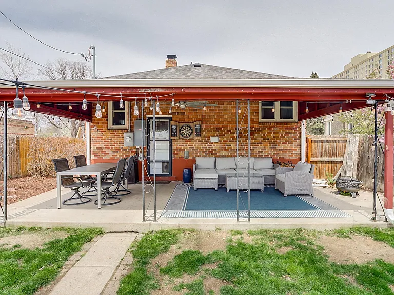 3926 W 26th Ave — Photo 2
