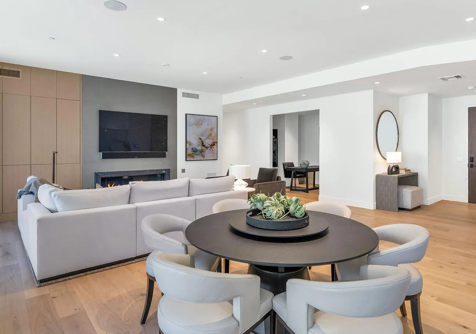 Rates Vary: $19,995 - $29,995 — Photo 4