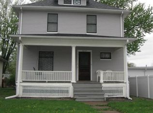 1837 15th Street Pl, Moline, IL 61265