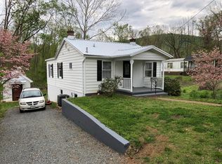 914 Nassau St, Charlottesville, VA 22902