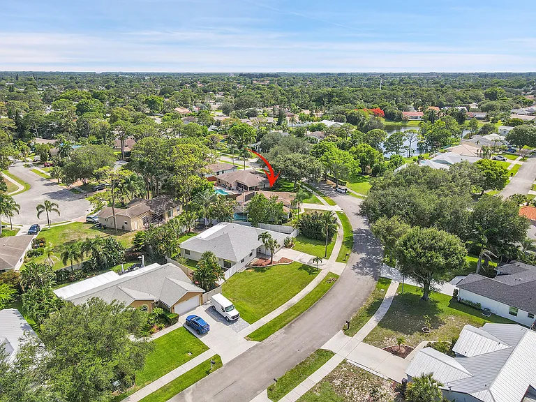 945 Sunflower Ave — Photo 45