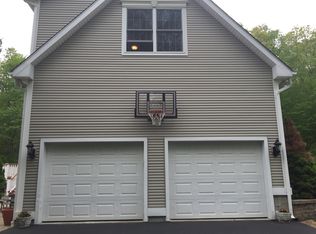 50 Forest View Ln, Hebron, CT 06248