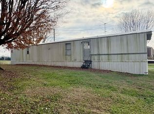 476 L Payne Rd, Mount Hermon, KY 42157