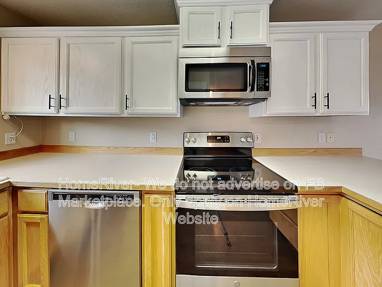 23017 E Colt Ln — Photo 9