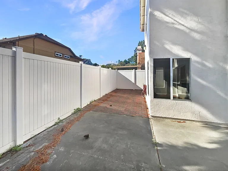 2125 Domingo Gln — Photo 18
