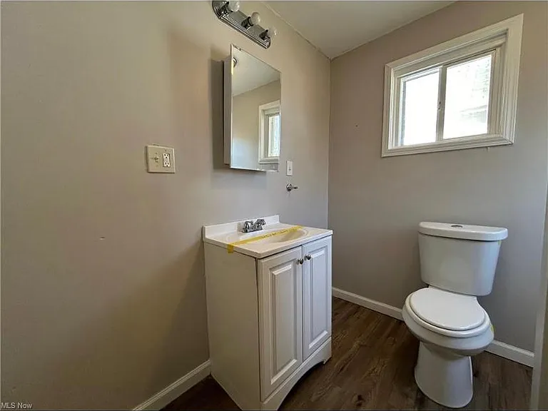 3327 W 88th St #UP — Photo 14