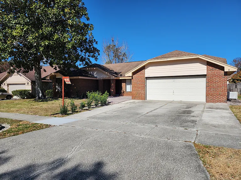 1176 Trotwood Blvd — Photo 2