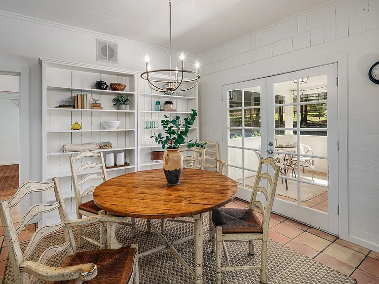 20213 Old Burn Rd — Photo 13