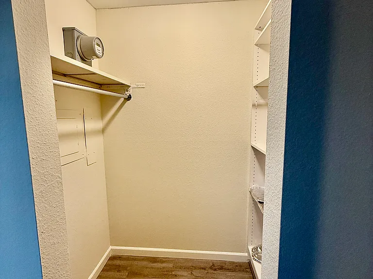 1242 Shelter Creek Ln — Photo 15