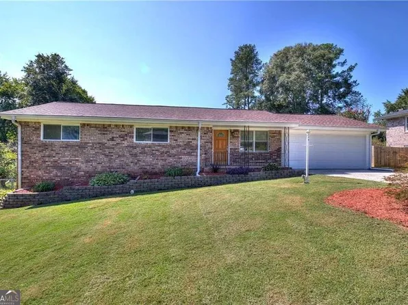 4225 Carlos Ct, Powder Springs, GA 30127