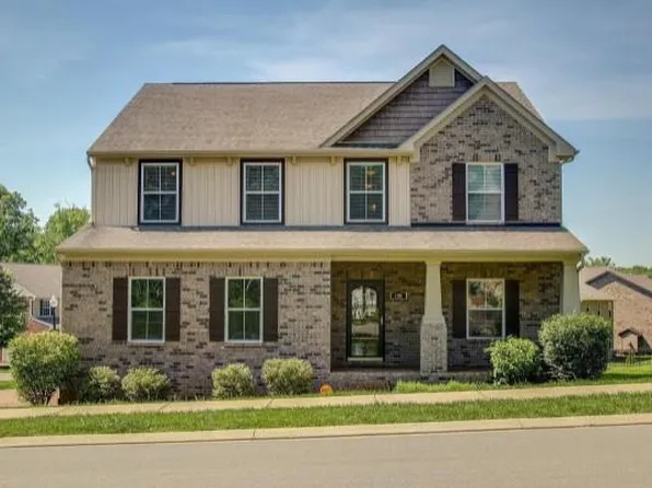 100 Sophie Ct, Hendersonville, TN 37075