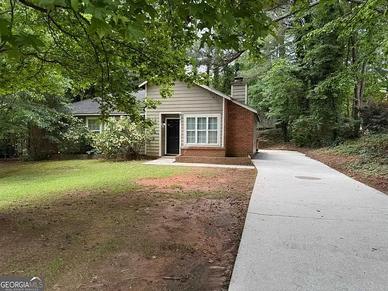 7799 Park Ln — Photo 2