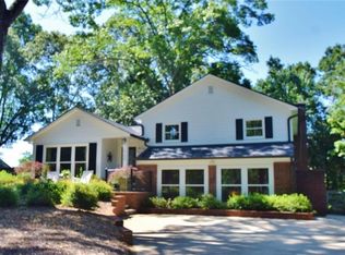 2766 Quillians Dr, Gainesville, GA 30506