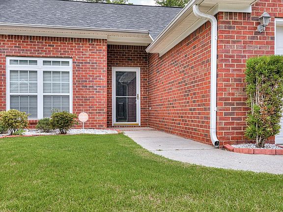 4th image of 2925 Carey Court