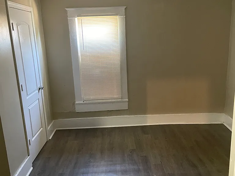 1366 Quinn Ave — Photo 6